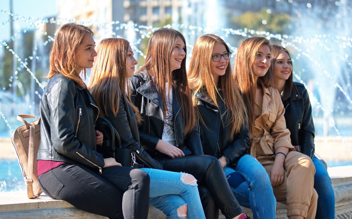 Asnyk Adam - "Do Młodych" - czytanki.pl